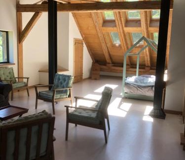 Mezieres Apartment | Sérénité et Nature dans une ferme équestre - loft lumineux de 140m2