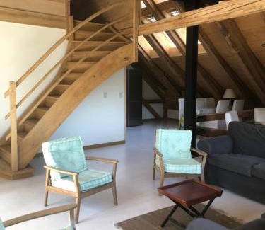 Mezieres Apartment | Sérénité et Nature dans une ferme équestre - loft lumineux de 140m2