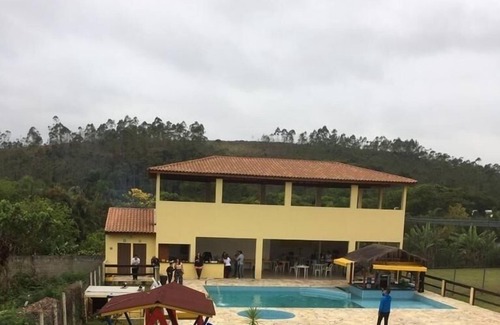 Zona Leste House | Sítio C/chalés Priv Para Eventos/enc Familiares