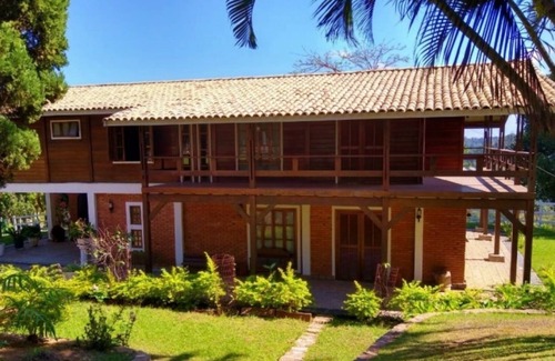 Cabreuva House | Sítio Canto Meu - Beautiful and Cozy
