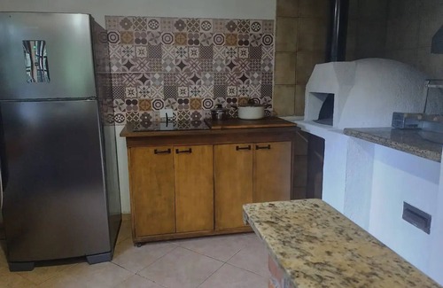 Juquitiba House | Sítio com Privacidade: Cachoeira e Mata Atlântica