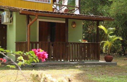 Curuca House | Sítio Pássaro Ímpar - Para pousar e repousar