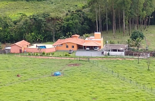 Capitolio House | Sítio Pé da Serra - Pousada Rural