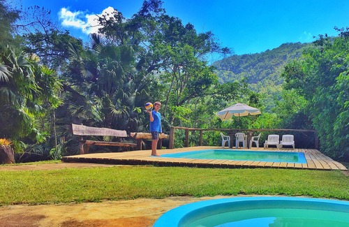 Domingos Martins House | Sítio Urtigão, with four bedrooms, rustic style!