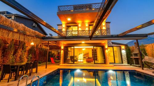 Fethiye Villa | Söğüt 4 - 4 Bedroom with jacuzzi in Fethiye