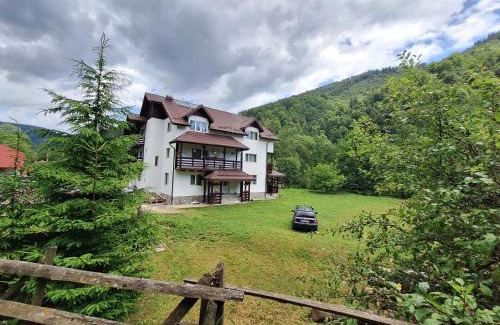 Rucar Cabin | Sătic Casa Maria