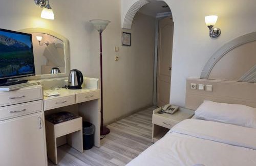 Usak Hotel | S Çelik Royal Otel
