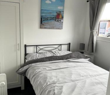 Mablethorpe Apartment | S and S Chalets - 2 - Mablethorpe