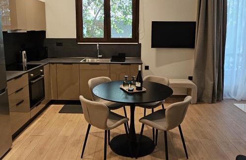 Rhodes Apartment | S & E luxury city residences