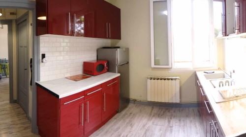 Egliseneuve-d'Entraigues Apartment | S-e-r-a-l-y 2