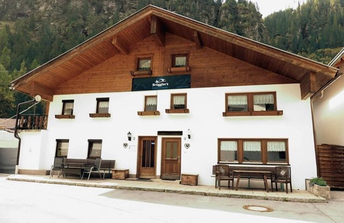 Sankt Leonhard im Pitztal Apartment | S'hartler Haus - Brüggler's Ferienhäuser