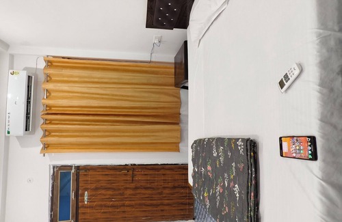 Phulpur Bed & Breakfast | S K HOMESTAY
