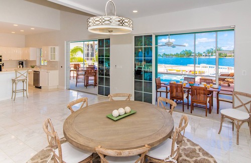 Rum Point Villa | S'Kai Fall: Beach House on Bio Bay w/Private Pool + Dock, Walk to Rum Point Club & Kaibo