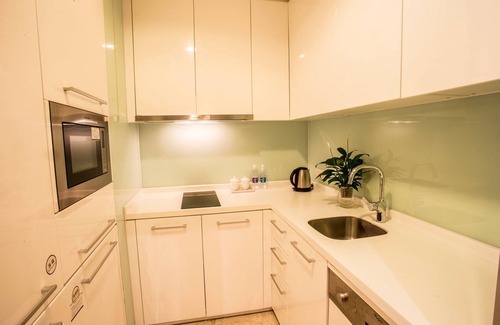 Haizhu Apartment | S.L.D-Yicen International Apartment Poly