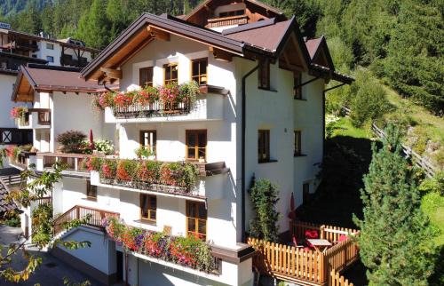 Feichten Apartment | s Lois Schönes Apartment im Kaunertal