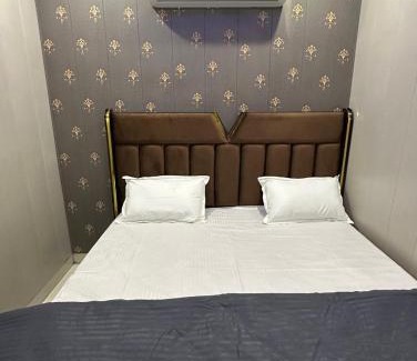 Ludhiana House | S M N Guest house