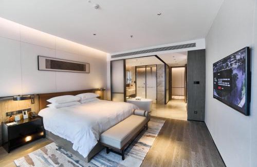 Jiujiang Hotel | S&N Hotel De'an