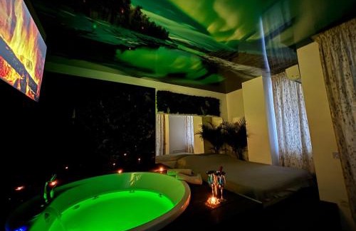 Baia Mare Apartment | S O P H I A room by 50 shades