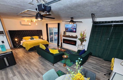 Barker Apartment | S-World's Secret Sanctuary (HPLE)