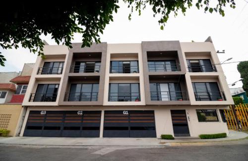 Ciudad Lopez Mateos Apartment | S04 EXECUTIVE SUITES at ITESM CEM Families Tourists & Travelers Choice Foreign Students Companies Executives WELCOME! 10min Izcalli-15min Esmeralda-20min Sátelite-25min AIFA