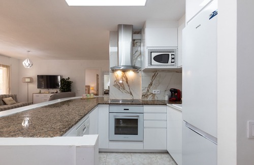 Salou City Centre Apartment | S206-238 UHC MICHELANGELO APARTMENTS