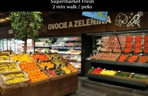 Kosice Old Town Apartment | S8 Luxury 2 Room Apt OldTown - Foodstore, Crib, BabyChair, Netflix, PC Screen, UnlimMusic