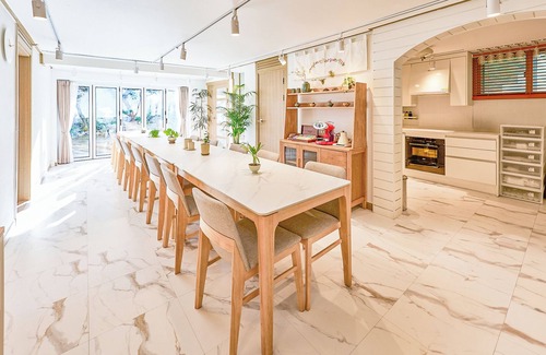 Seongbuk-dong House | SA Tailored Serviced Home near Metro