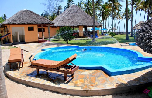 Mkwaja Hotel | SAADANI PARK HOTEL - SAADANI NATIONAL PARK