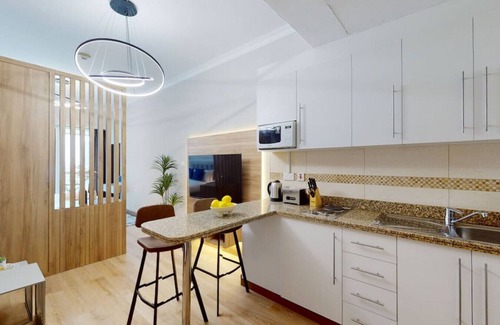 Jumeirah Lake Towers Apartment | Saba Tower 3 - Elegant Studio