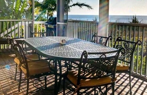 Wulfert House | Saba Winds Beachfront!