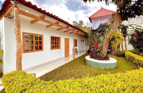 San Pedro La Laguna Hotel | Sababa Resort
