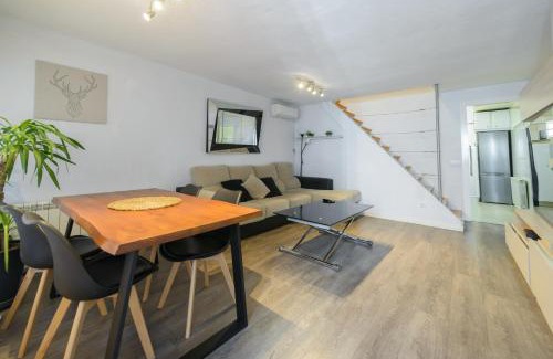 Fuencarral Apartment | Sabadell calle, casa familiar de 3 dormitorios con terraza junto metro Fuencarral