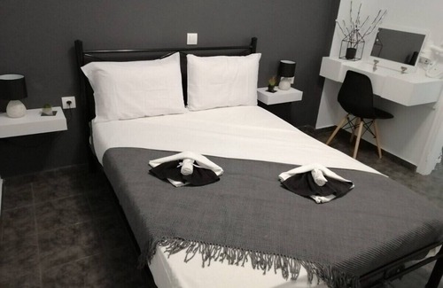 Perissa Apartment | Sabbia Calda apt 8 by Comfortbnb