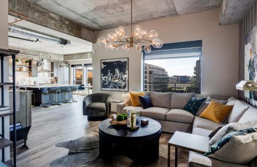 Warehouse District Apartment | Sable 501 - Luxury Two Story Loft