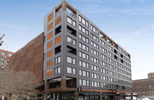Warehouse District Apartment | Sable 702 - Alcove