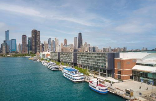 Streeterville Hotel | Sable At Navy Pier Chicago, Curio Collection By Hilton