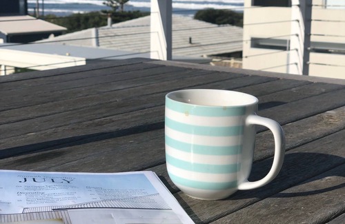 Middleton House | Sable Blanc on Newell - pets allowed - 3 min walk to the beach & fabulous views.