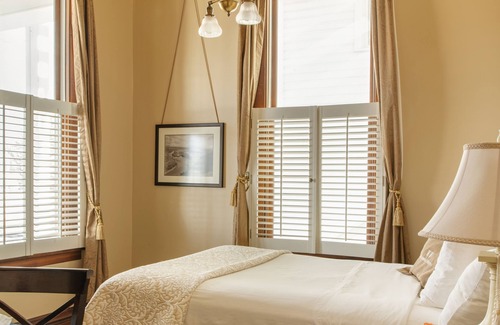 Three Forks Hotel | Sacajawea Hotel