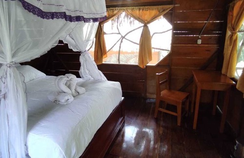 Yasuni National Park Hotel | SACHA ÑAMPI ECOLODGE