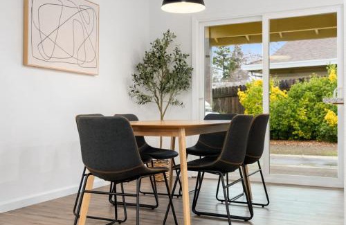Pleasant Grove House | Sacramento Gem w Cozy Wood Fireplace BBQ Grill