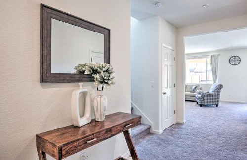 Hood House | Sacramento Retreat with Yard about 13 Mi to Dtwn!