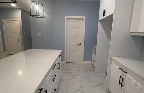 Thorndale House | Sacred Stay in This 4 Bdrm Get Away
