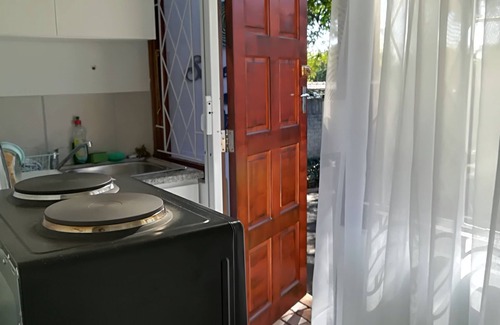 Durban North Cottage | Sacredsutine Garden Studio, Durban North