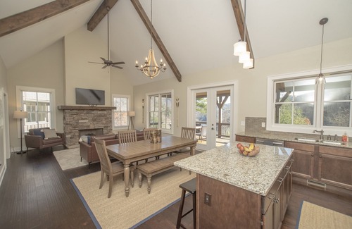 Bear Lake Reserve Cottage | Saddle Notch Villa 9 at Bear Lake Reserve