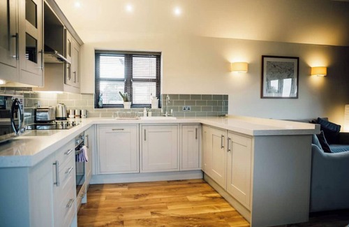 Yoxall Cottage | Saddleback Cottage-peaceful luxury, rural location