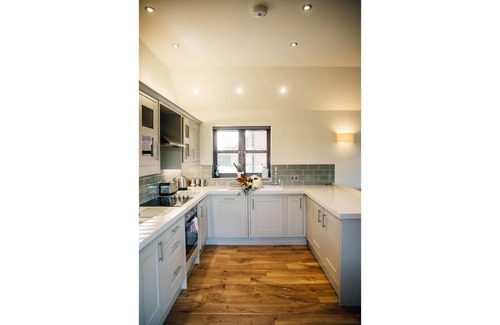 Yoxall Cottage | Saddleback Cottage-peaceful luxury, rural location