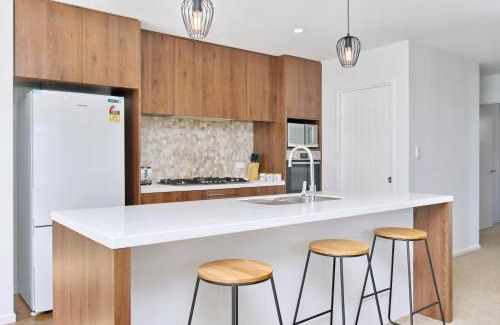 Christchurch House | Saddlers Lane - Christchurch Holiday Homes