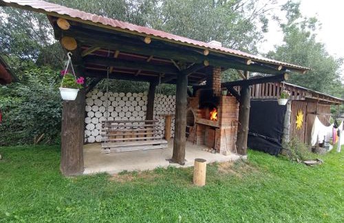 Podobovets House | Sadyba Sunny House