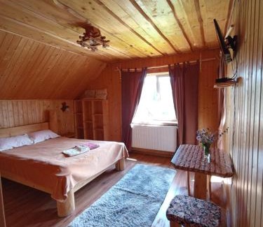 Podobovets House | Sadyba Sunny House