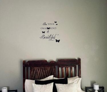 Umsobomvu House | Safari Park Guest Farm